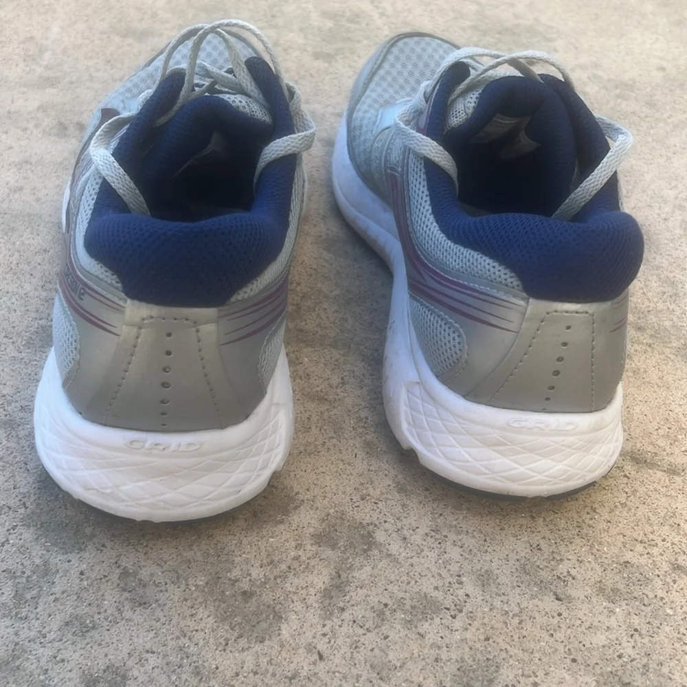 Saucony Cohesion 12 Grey/Purple Women's Running Sneakers Size 8.5